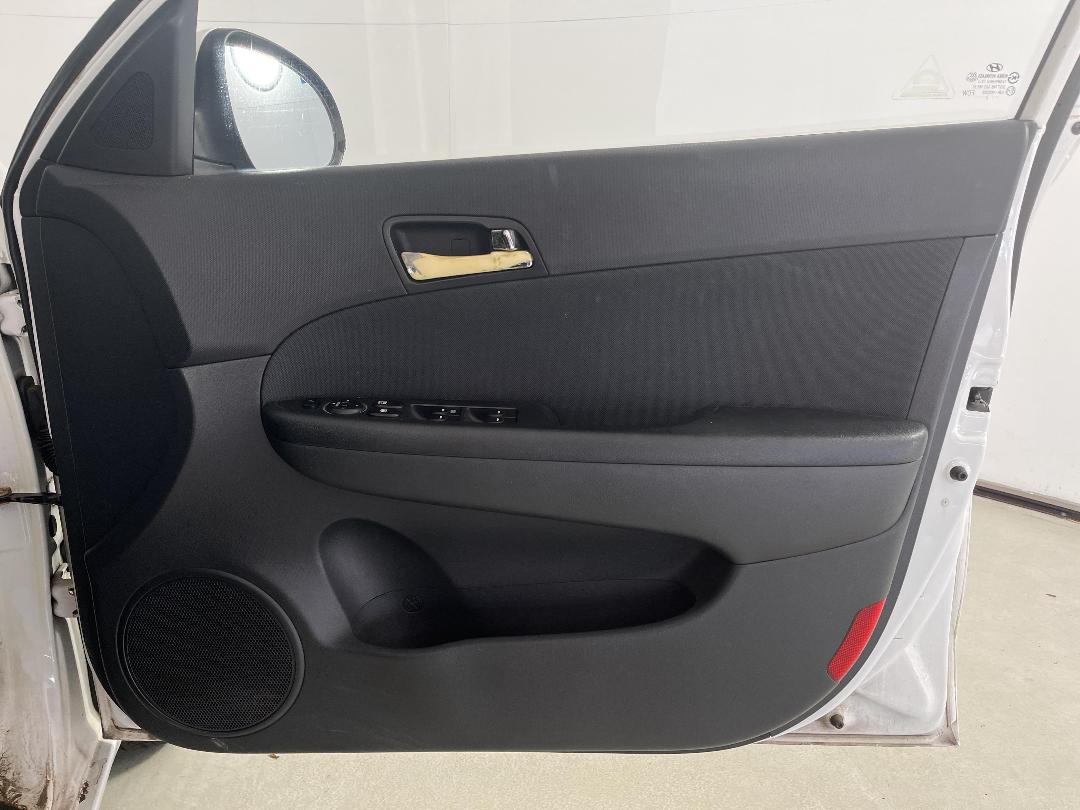 Photo '15' of Hyundai I30 Photo '15' of Hyundai I30