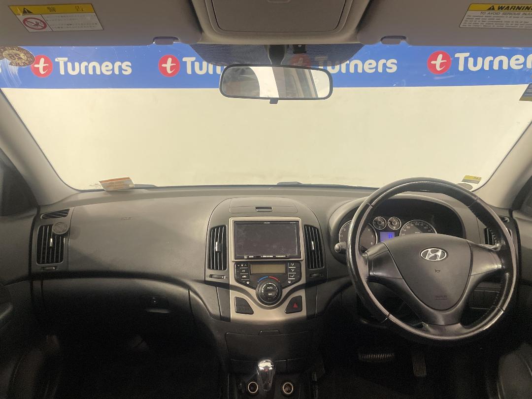 Photo '17' of Hyundai I30