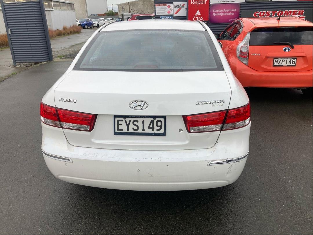 Photo '23' of Hyundai Sonata Photo '23' of Hyundai Sonata