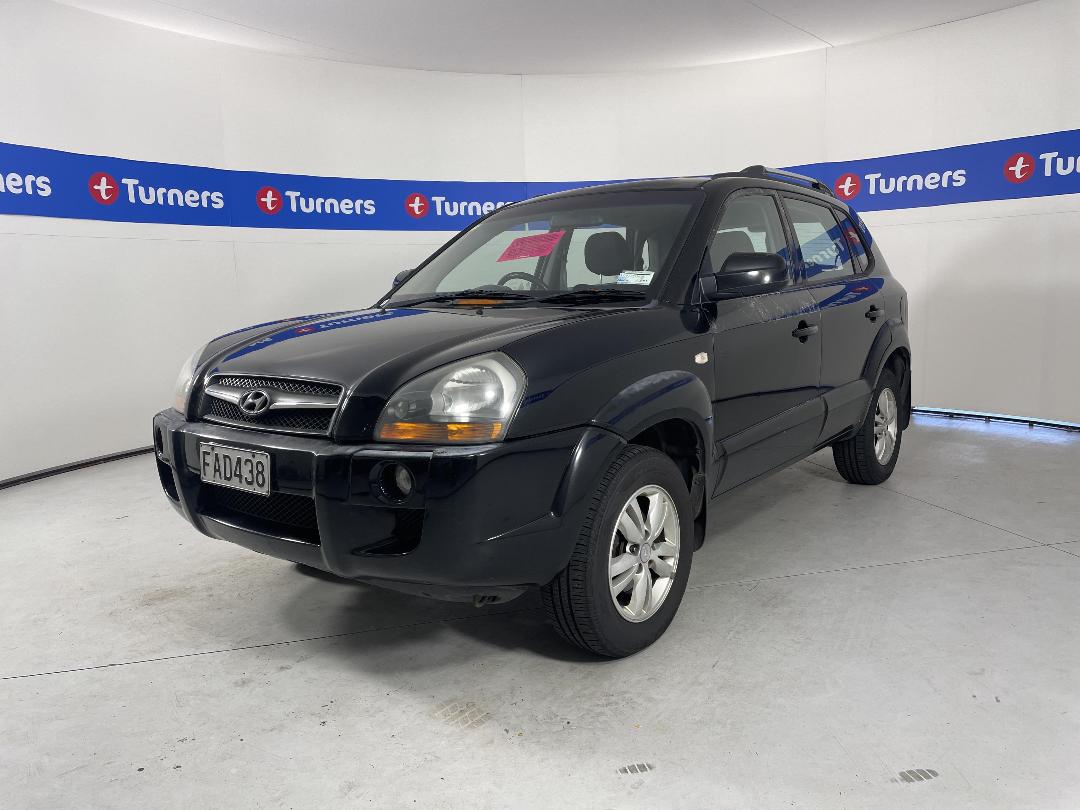 Photo '3' of Hyundai Tucson GLS Photo '3' of Hyundai Tucson GLS