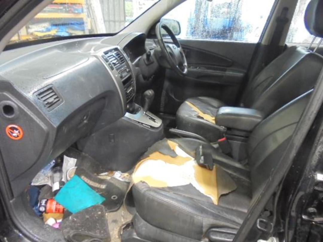 Photo '29' of Hyundai Tucson GLS Photo '29' of Hyundai Tucson GLS