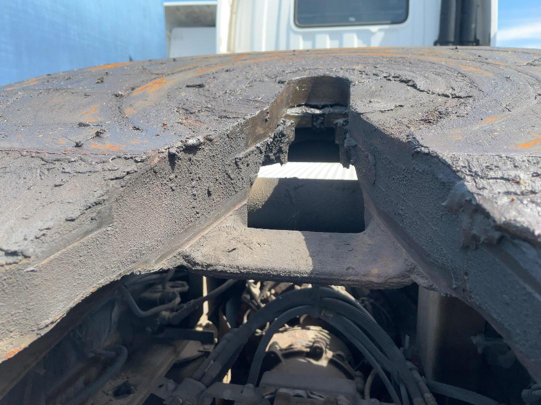 Photo '29' of Isuzu CYJ 460 GIGA Tractor Unit