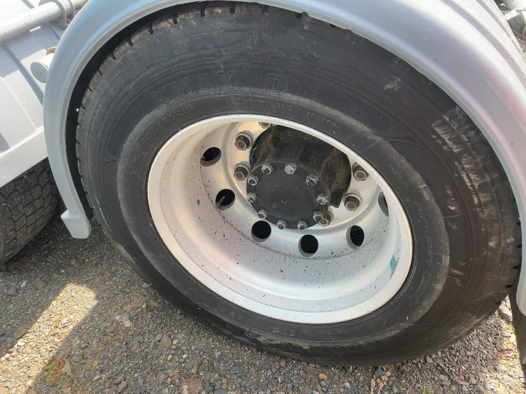 Photo '36' of Isuzu CYJ 460 GIGA Tractor Unit