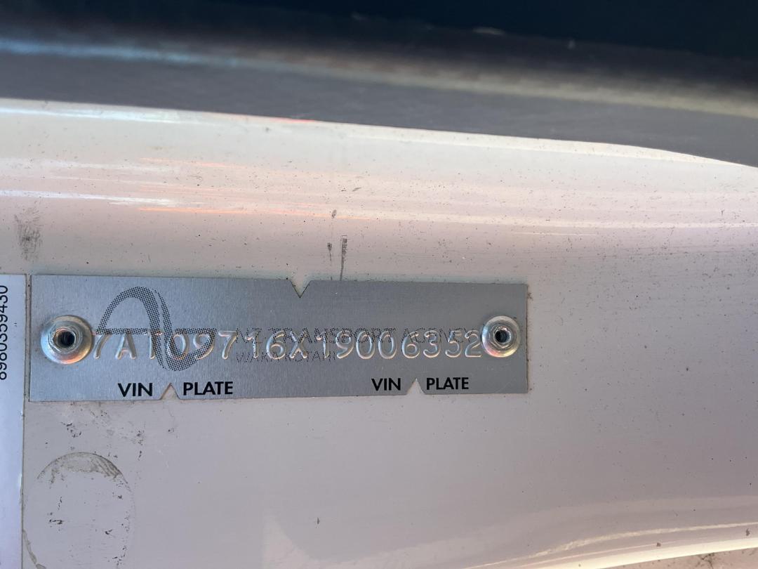 Photo '12' of Isuzu ELF Box Body