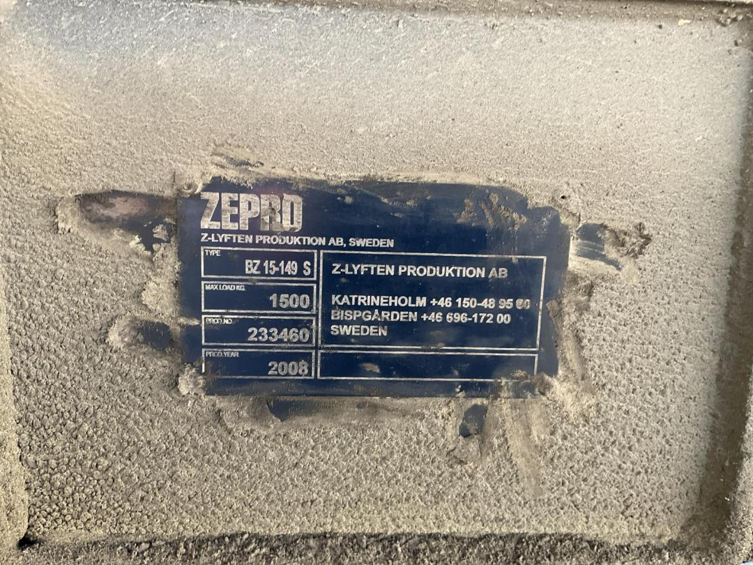 Photo '30' of Isuzu F Series Box Body