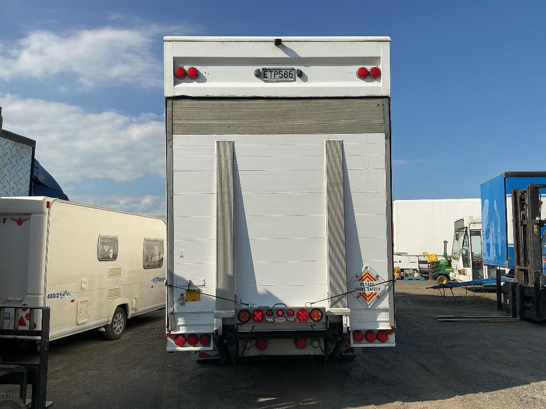 Photo '5' of Isuzu F Series FVD1400 Curtainsider