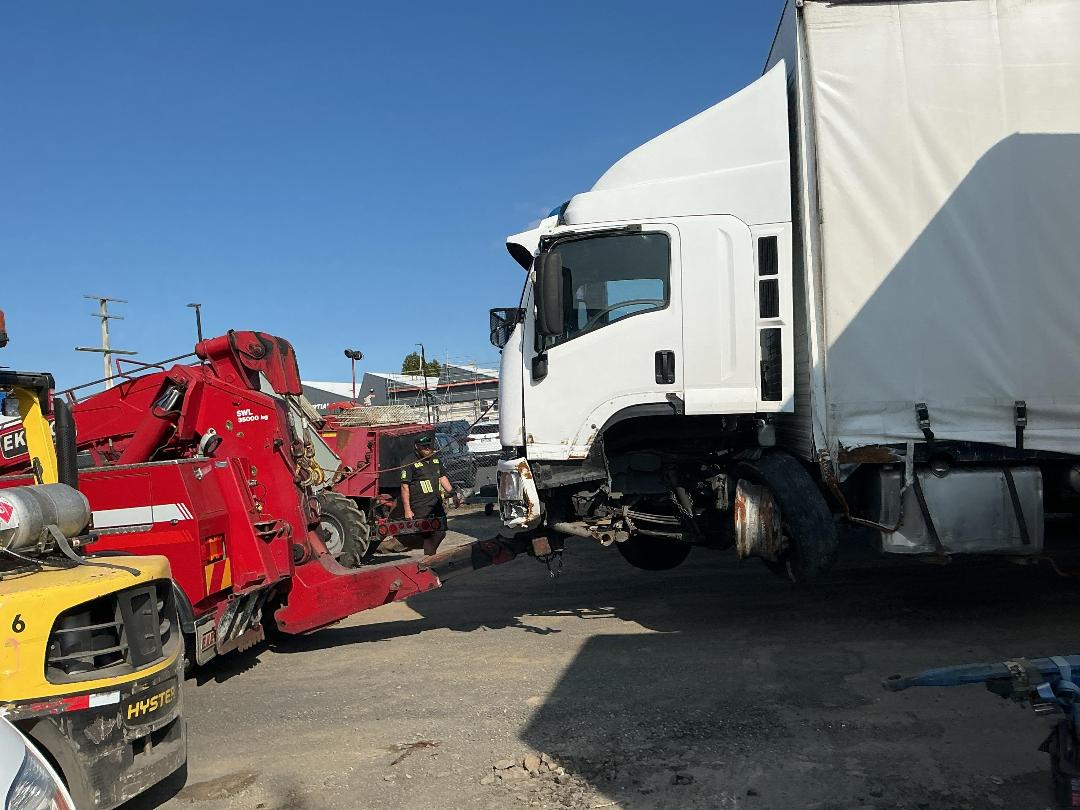 Photo '11' of Isuzu F Series FVD1400 Curtainsider