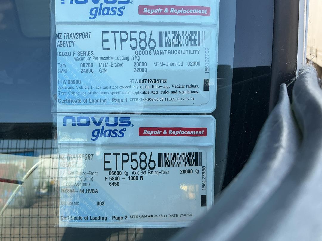 Photo '32' of Isuzu F Series FVD1400 Curtainsider