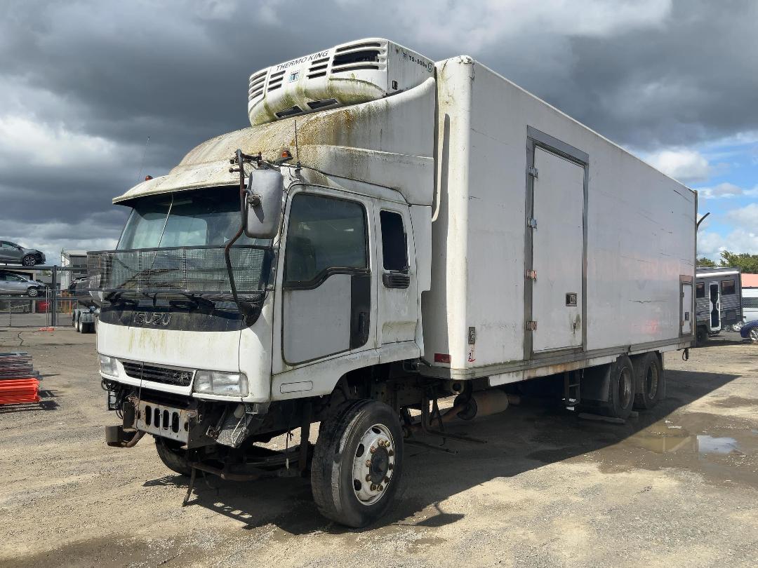 Photo '9' of Isuzu FVZ 1400 Chiller