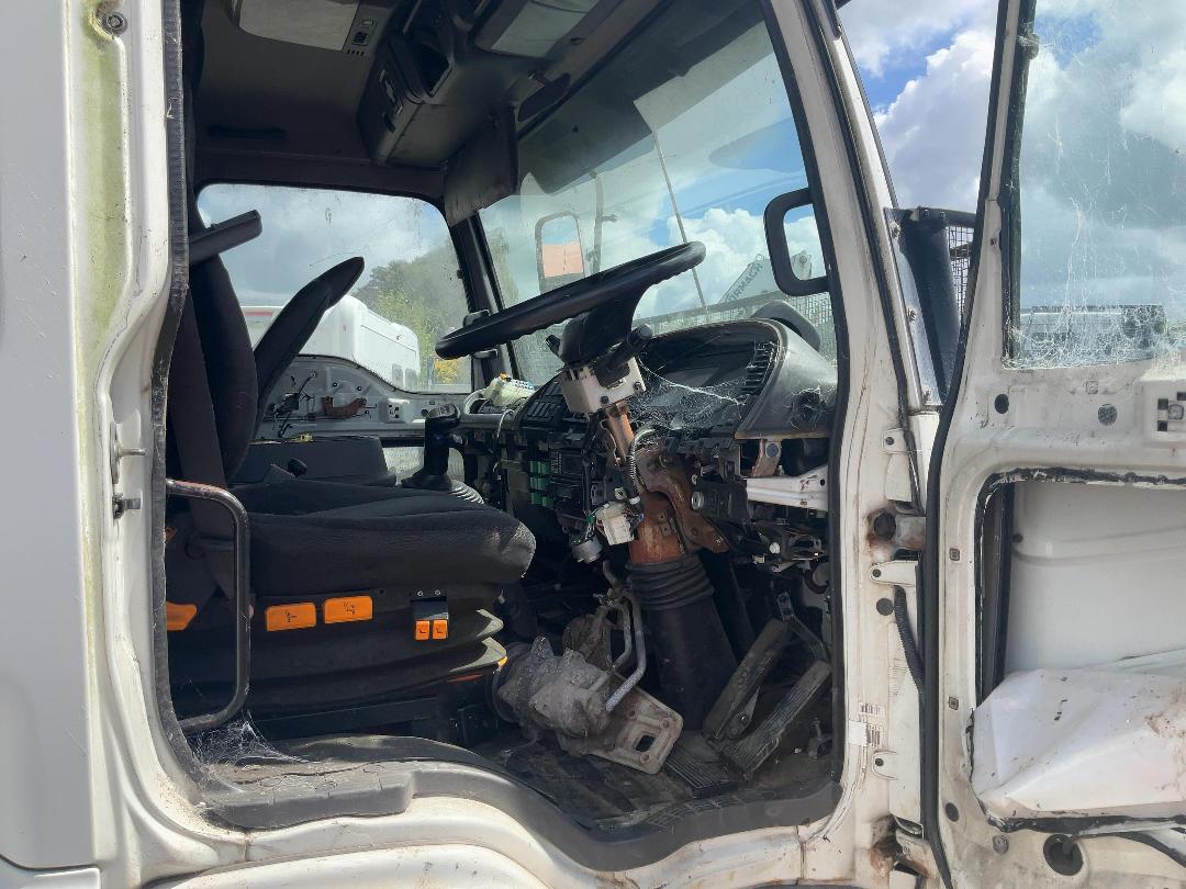 Photo '11' of Isuzu FVZ 1400 Chiller