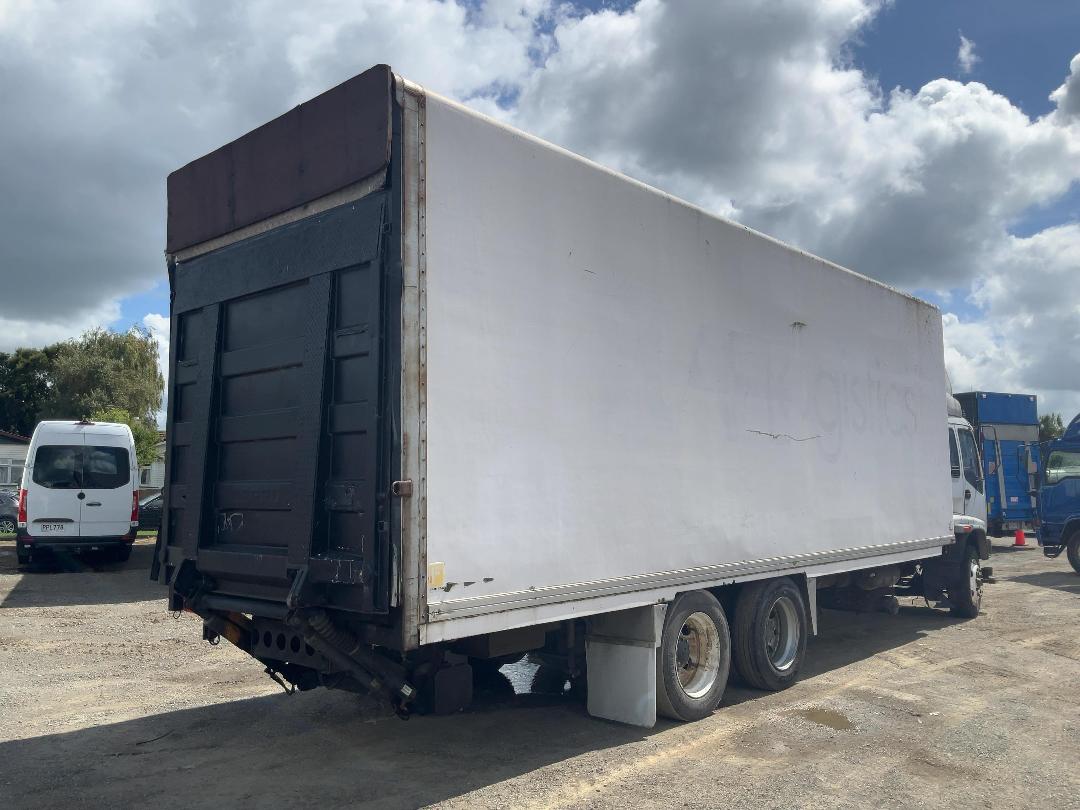 Photo '4' of Isuzu FVZ 1400 Chiller