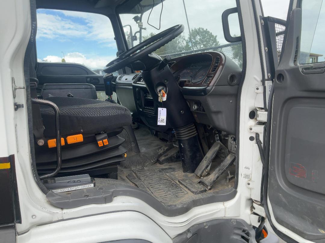 Photo '12' of Isuzu FVZ 1400 Flat Deck Crane