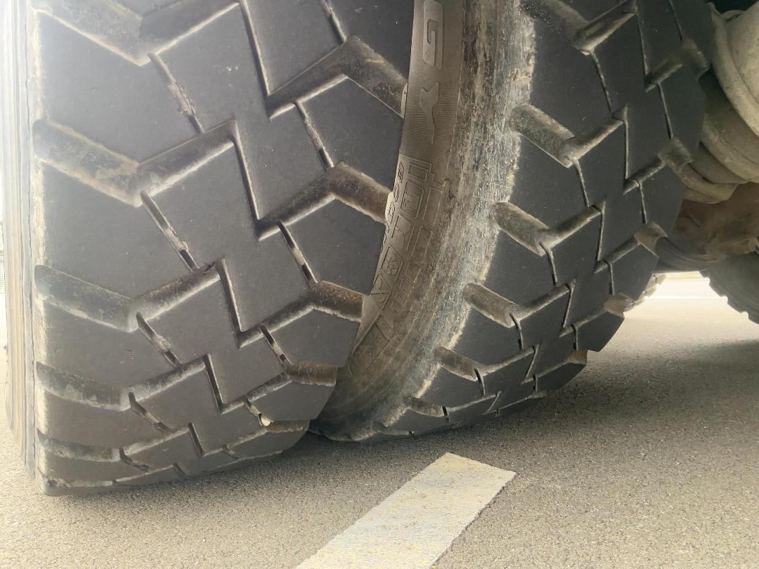 Photo '39' of Isuzu FVZ 1400 Flat Deck Crane