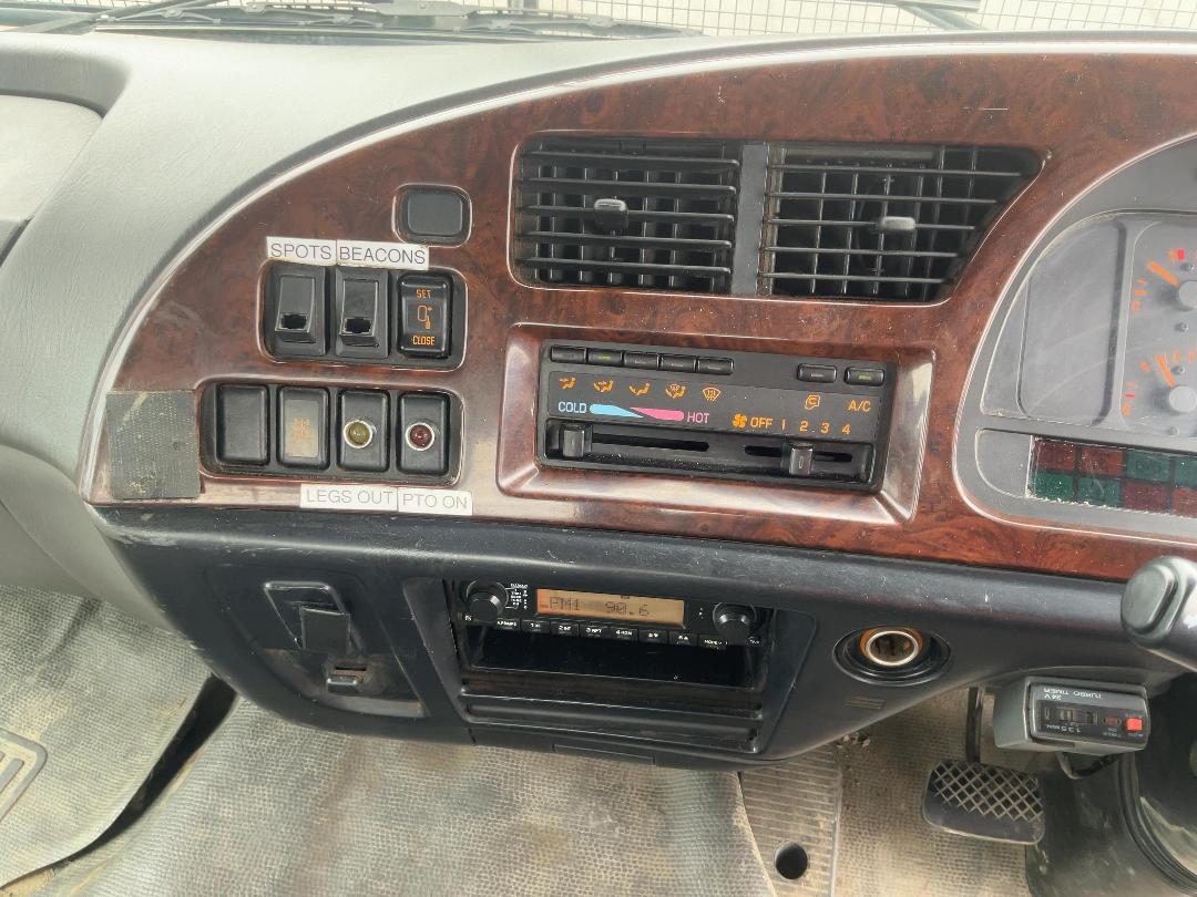 Photo '48' of Isuzu FVZ 1400 Flat Deck Crane