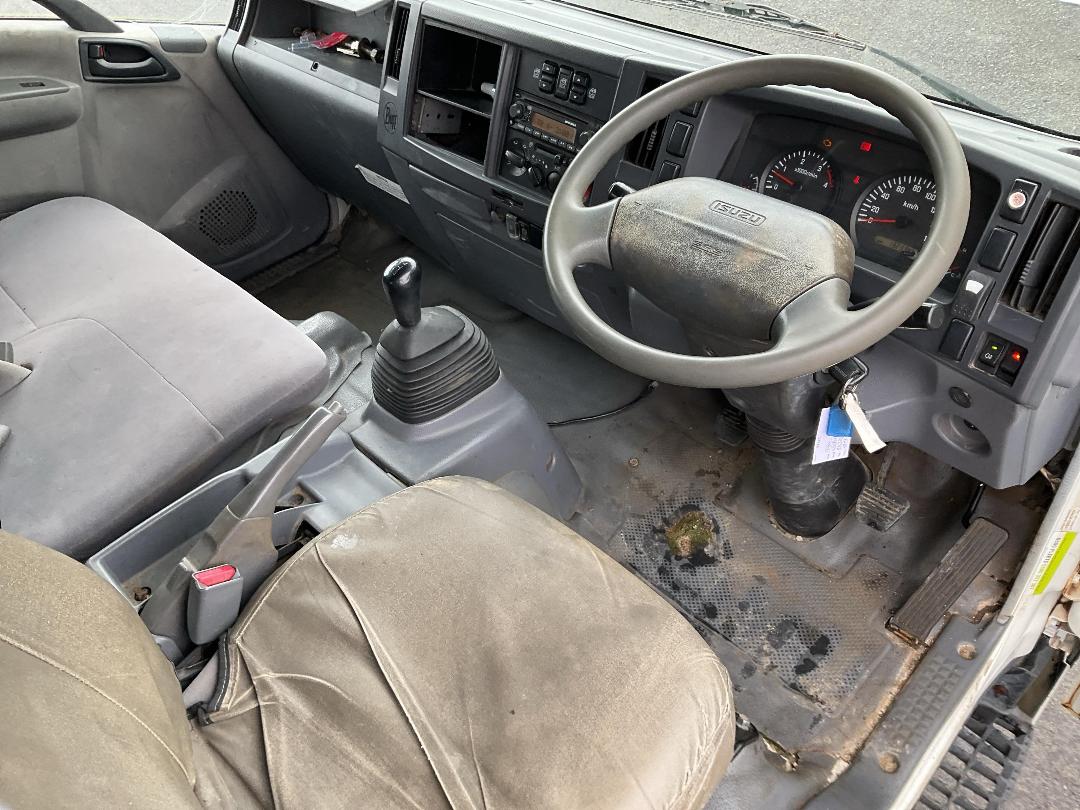 Photo '14' of Isuzu N Series NNR250C Double Cab - Flat Deck