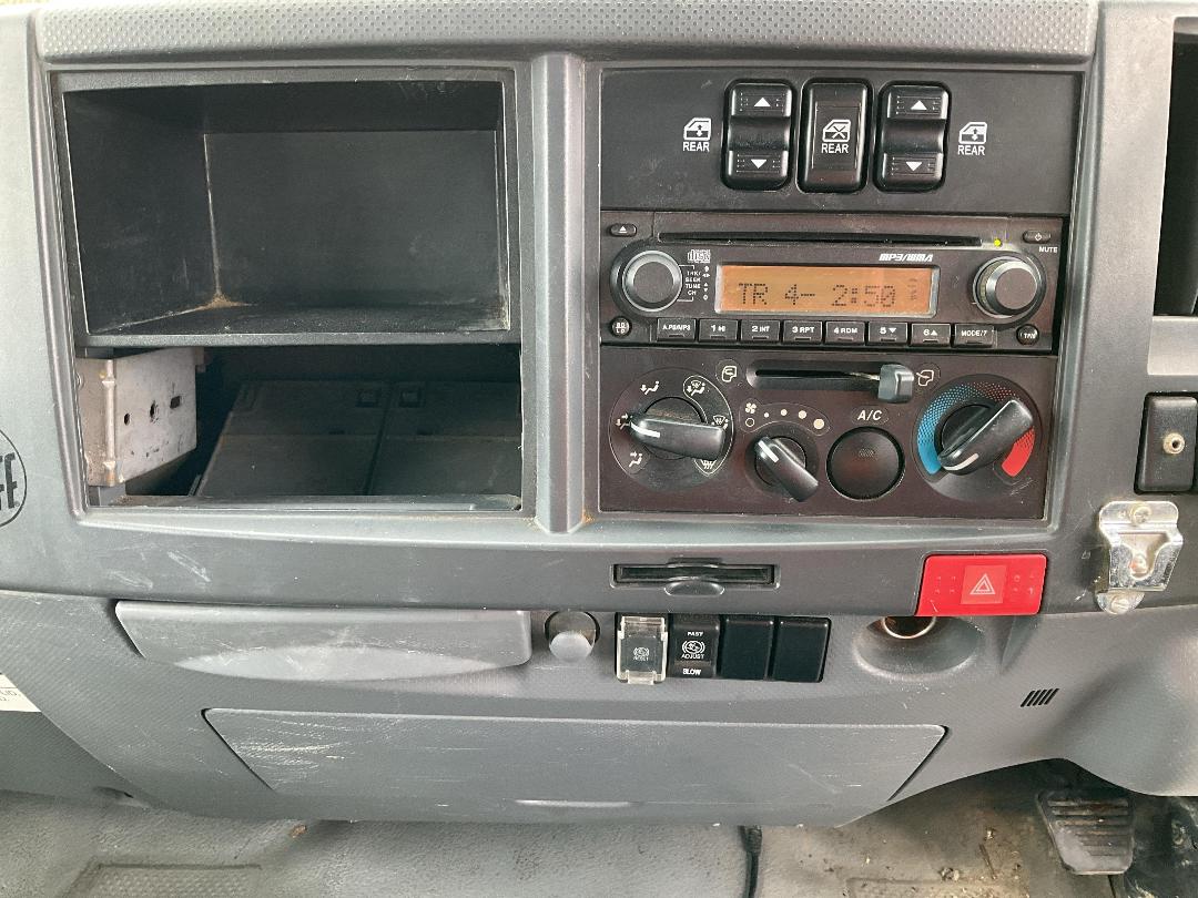 Photo '17' of Isuzu N Series NNR250C Double Cab - Flat Deck