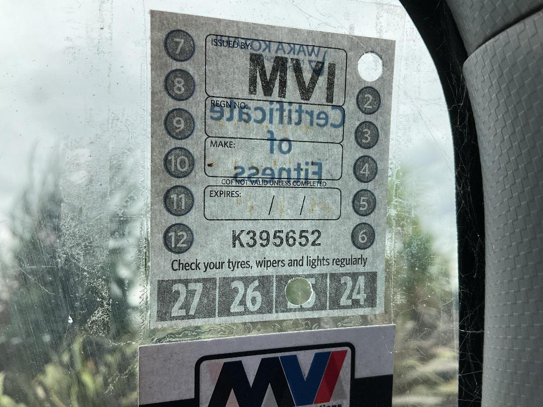 Photo '49' of Isuzu N Series NNR250C Double Cab - Flat Deck