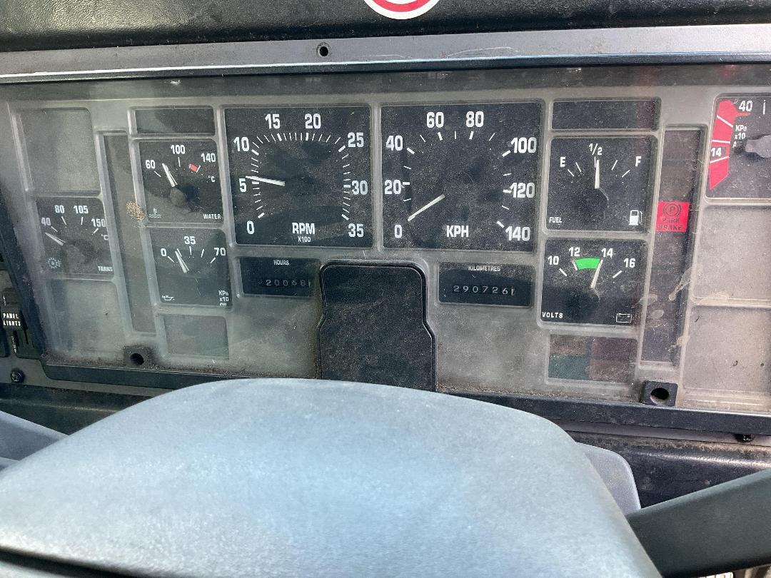 Photo '16' of Iveco ACCO 2350 6X4 Rubbish Compactor Photo '16' of Iveco ACCO 2350 6X4 Rubbish Compactor