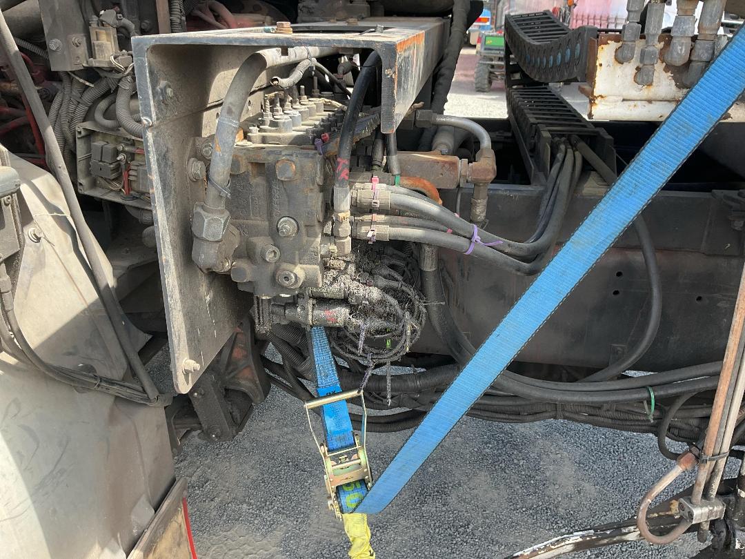 Photo '27' of Iveco ACCO 2350 6X4 Rubbish Compactor Photo '27' of Iveco ACCO 2350 6X4 Rubbish Compactor