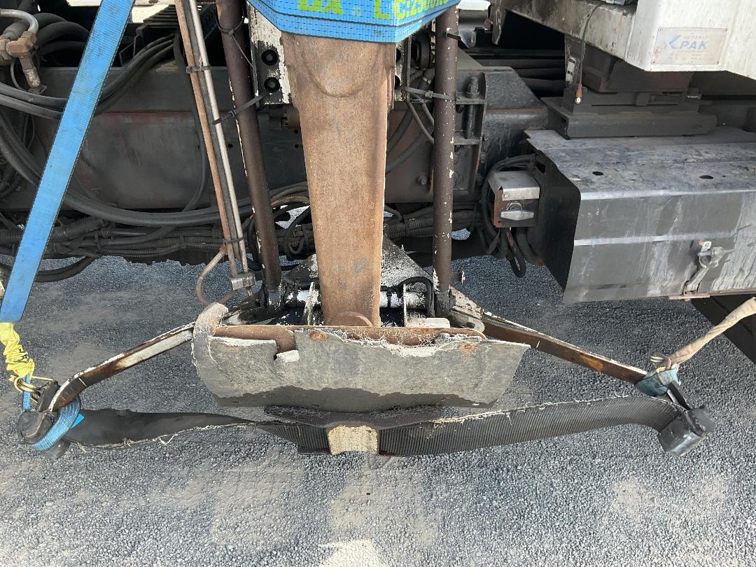 Photo '29' of Iveco ACCO 2350 6X4 Rubbish Compactor Photo '29' of Iveco ACCO 2350 6X4 Rubbish Compactor