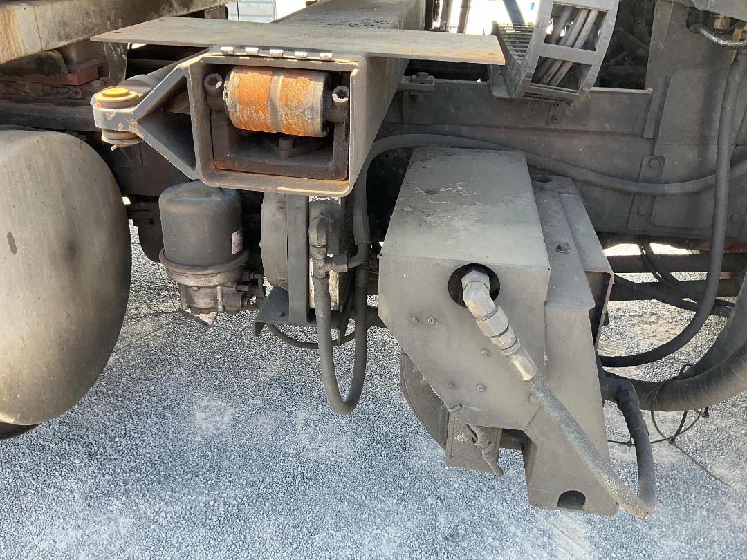 Photo '34' of Iveco ACCO 2350 6X4 Rubbish Compactor Photo '34' of Iveco ACCO 2350 6X4 Rubbish Compactor