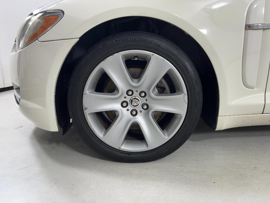 Photo '10' of Jaguar XF Photo '10' of Jaguar XF