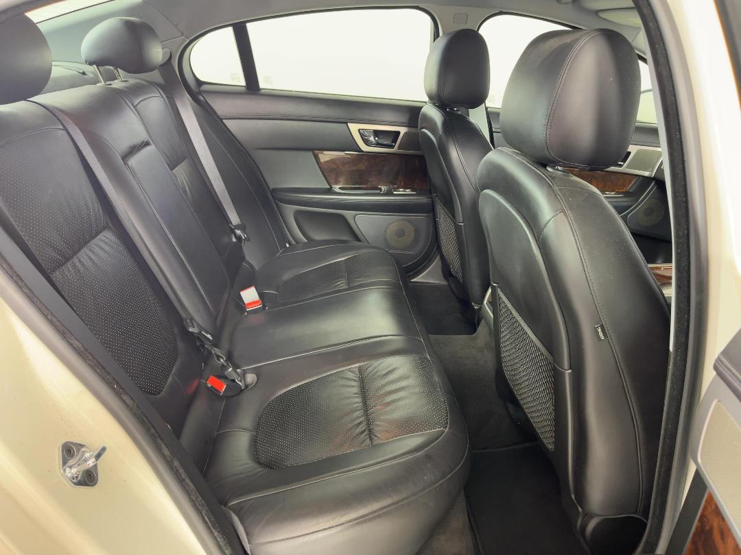 Photo '20' of Jaguar XF Photo '20' of Jaguar XF