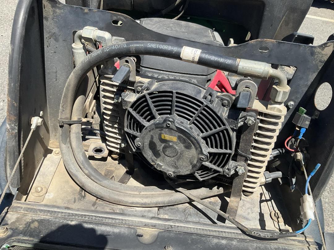 Photo '14' of John Deere 2500B Mower