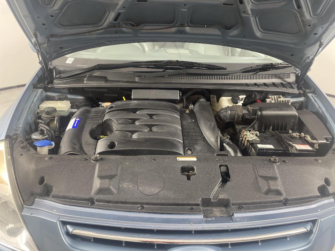 Photo '13' of KIA Carnival