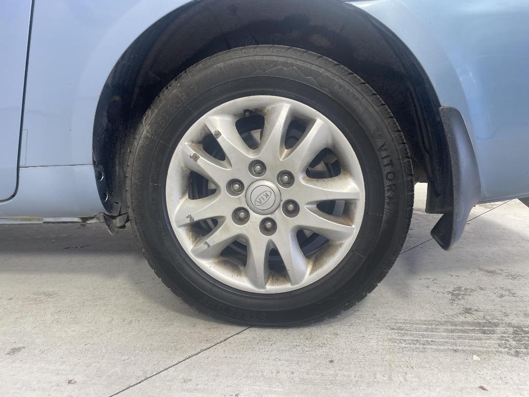 Photo '11' of KIA Carnival