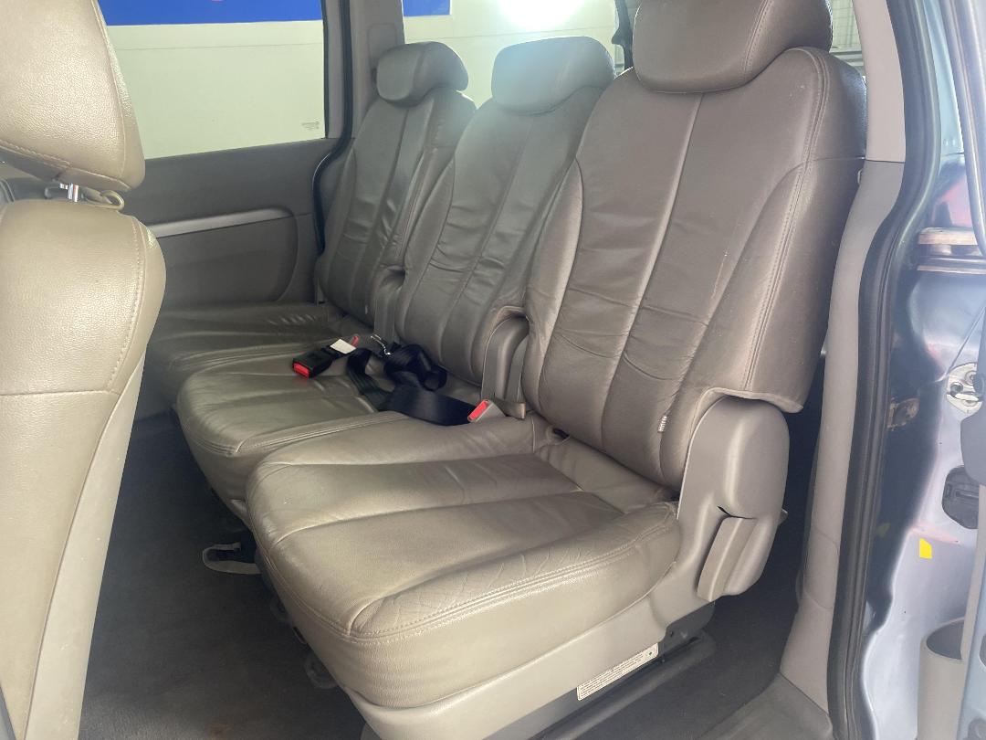 Photo '20' of KIA Carnival