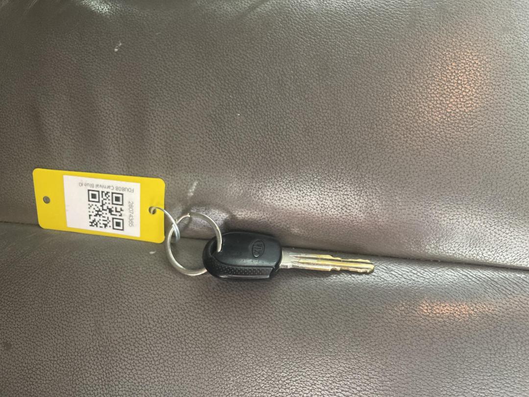 Photo '22' of KIA Carnival