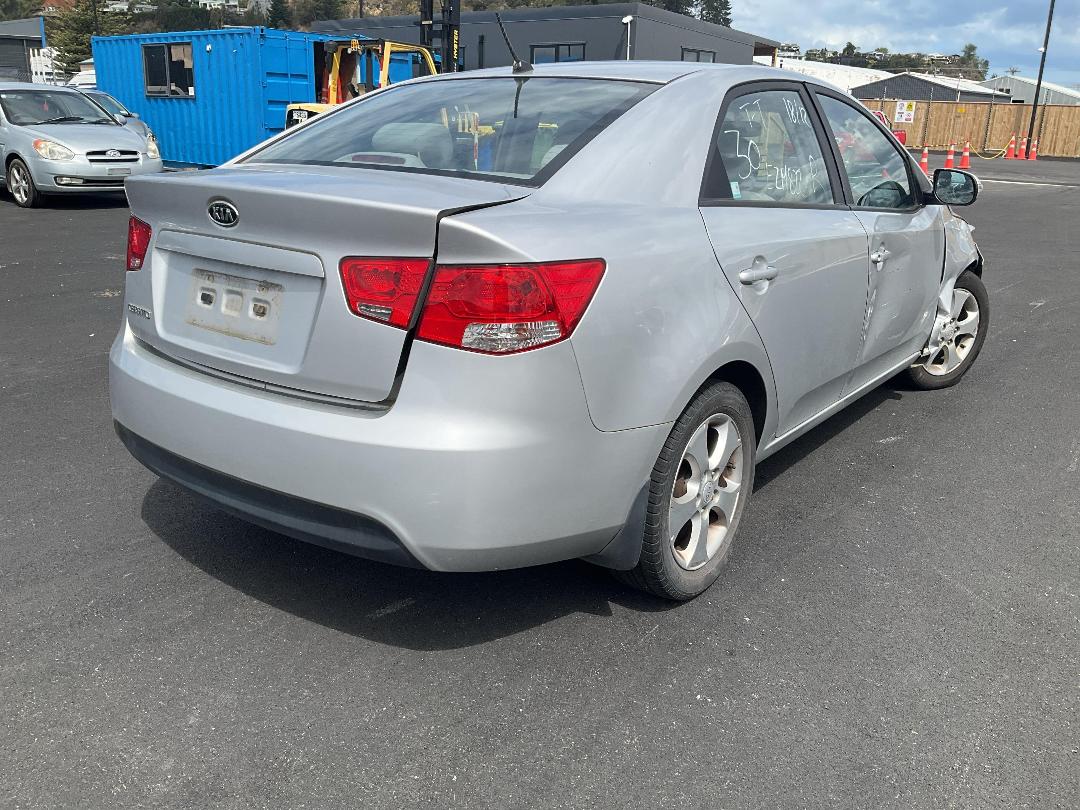 Photo '7' of KIA Cerato LX Photo '7' of KIA Cerato LX