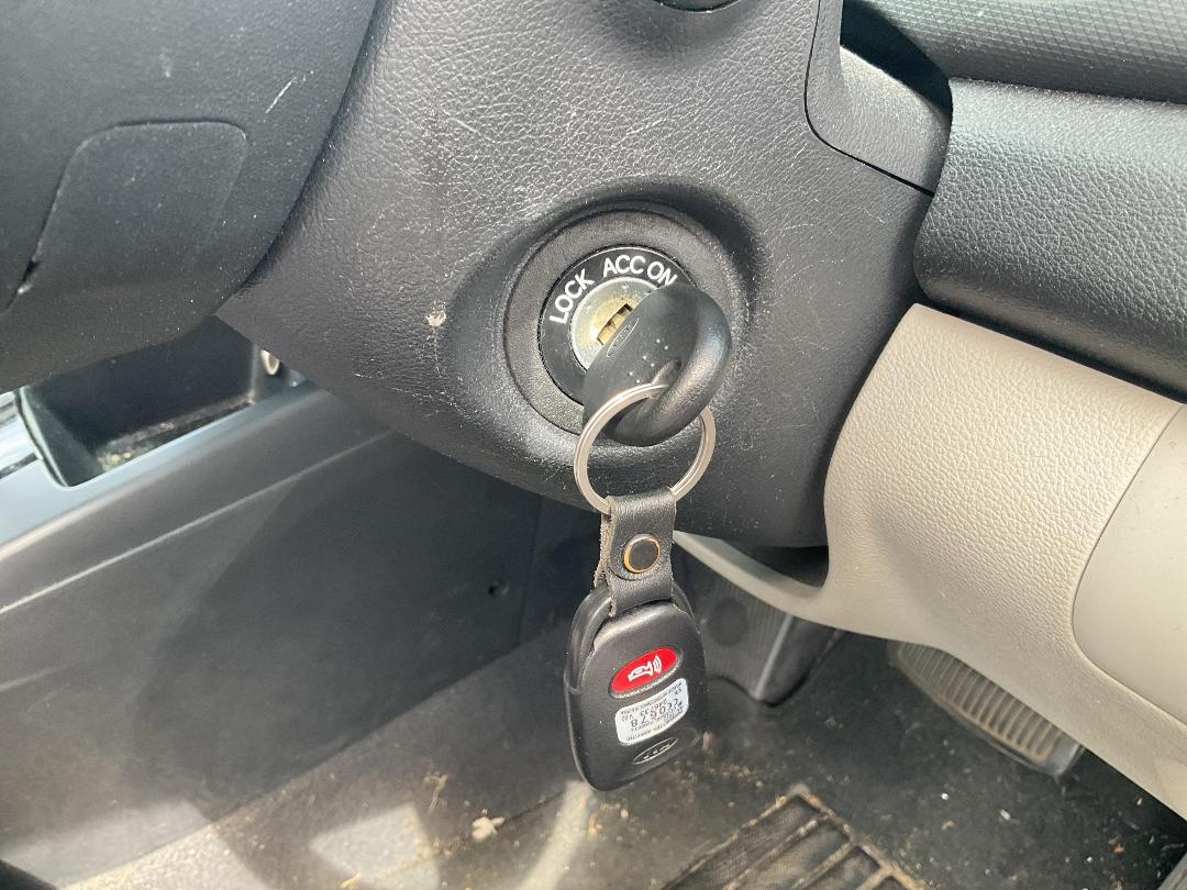 Photo '9' of KIA Cerato LX Photo '9' of KIA Cerato LX