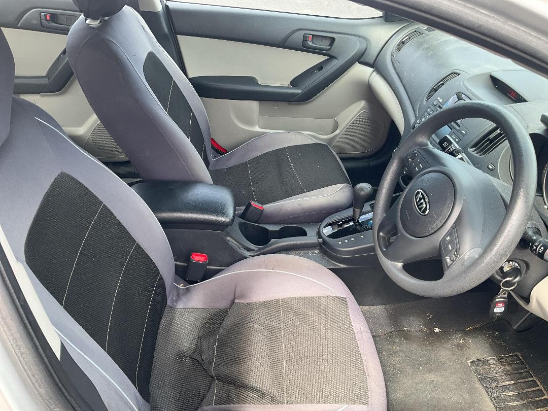 Photo '11' of KIA Cerato LX Photo '11' of KIA Cerato LX