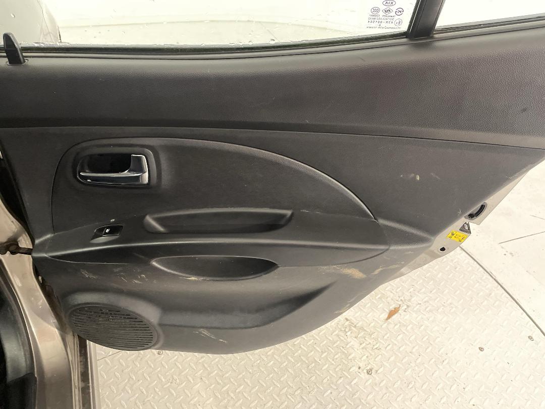 Photo '19' of KIA Picanto