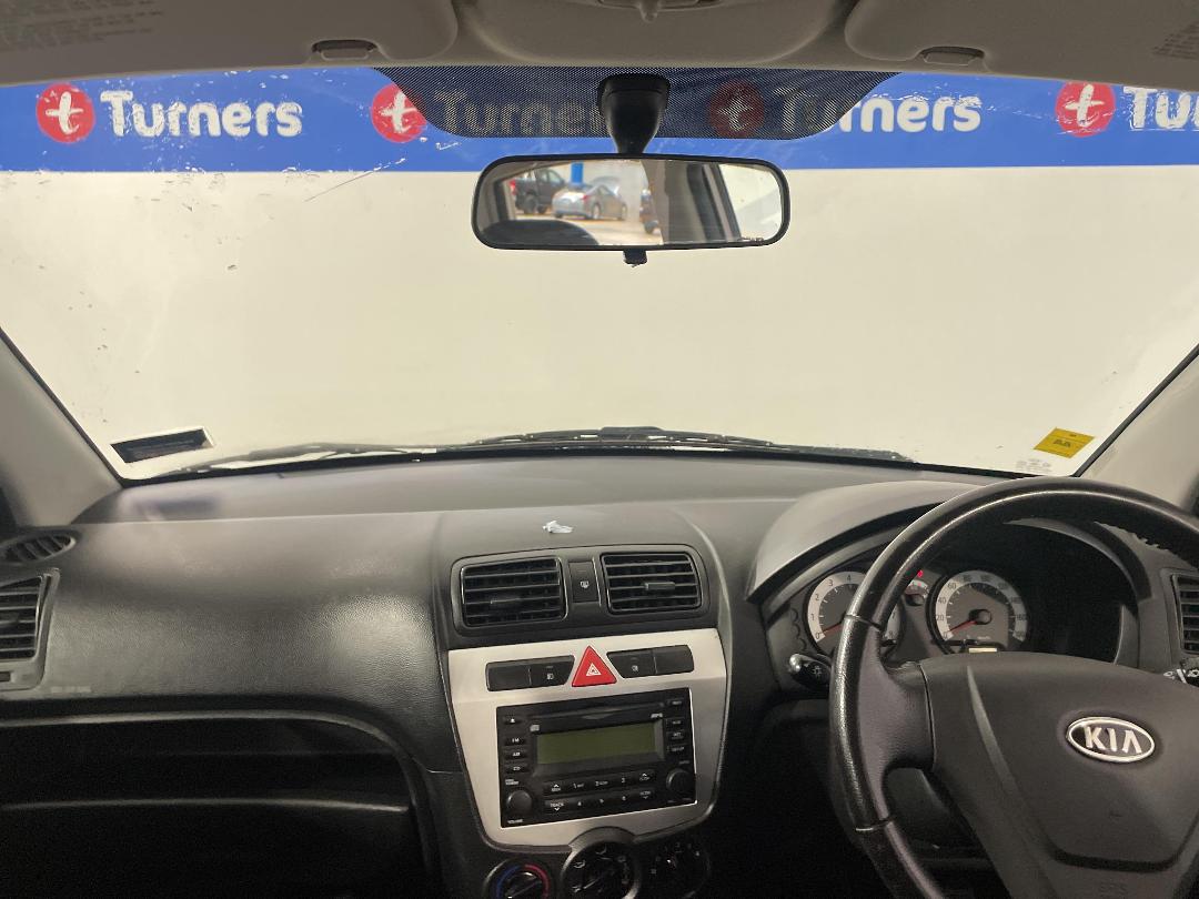 Photo '17' of KIA Picanto