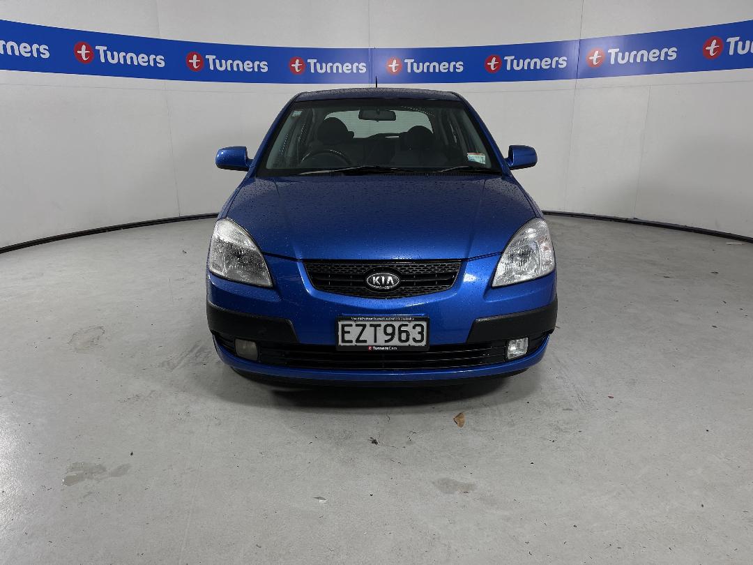 Photo '2' of KIA RIO