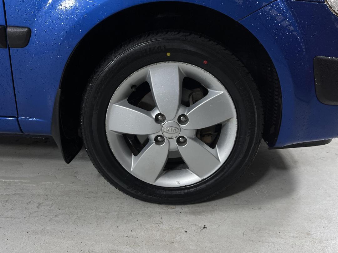 Photo '9' of KIA RIO