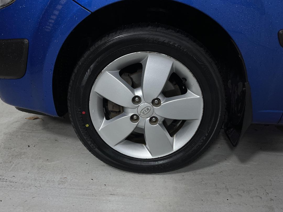 Photo '10' of KIA RIO