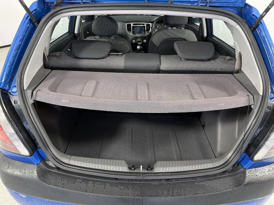 Photo '14' of KIA RIO