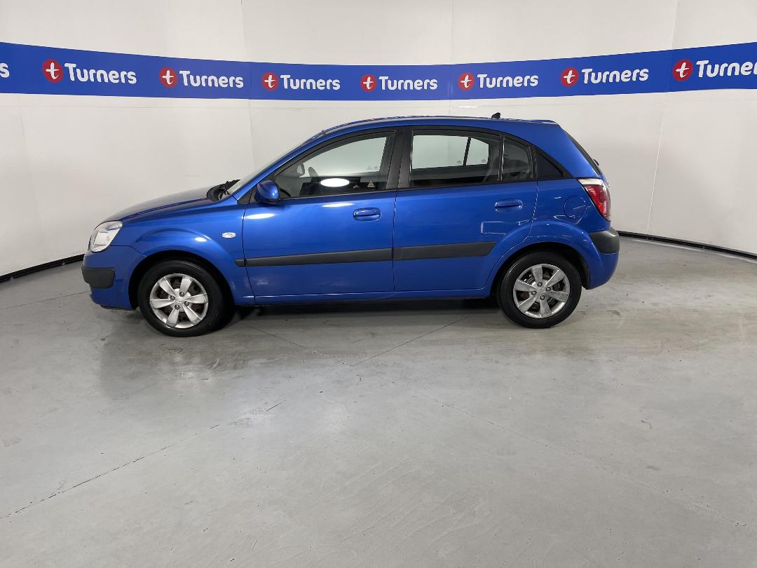 Photo '24' of KIA RIO