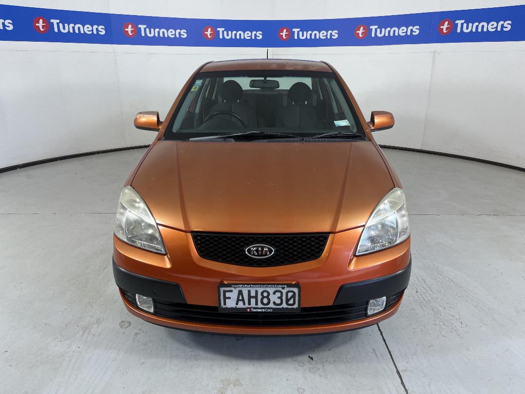 Photo '2' of KIA RIO Photo '2' of KIA RIO