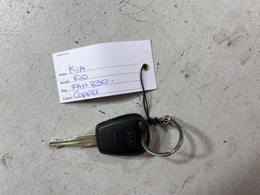 Photo '22' of KIA RIO Photo '22' of KIA RIO