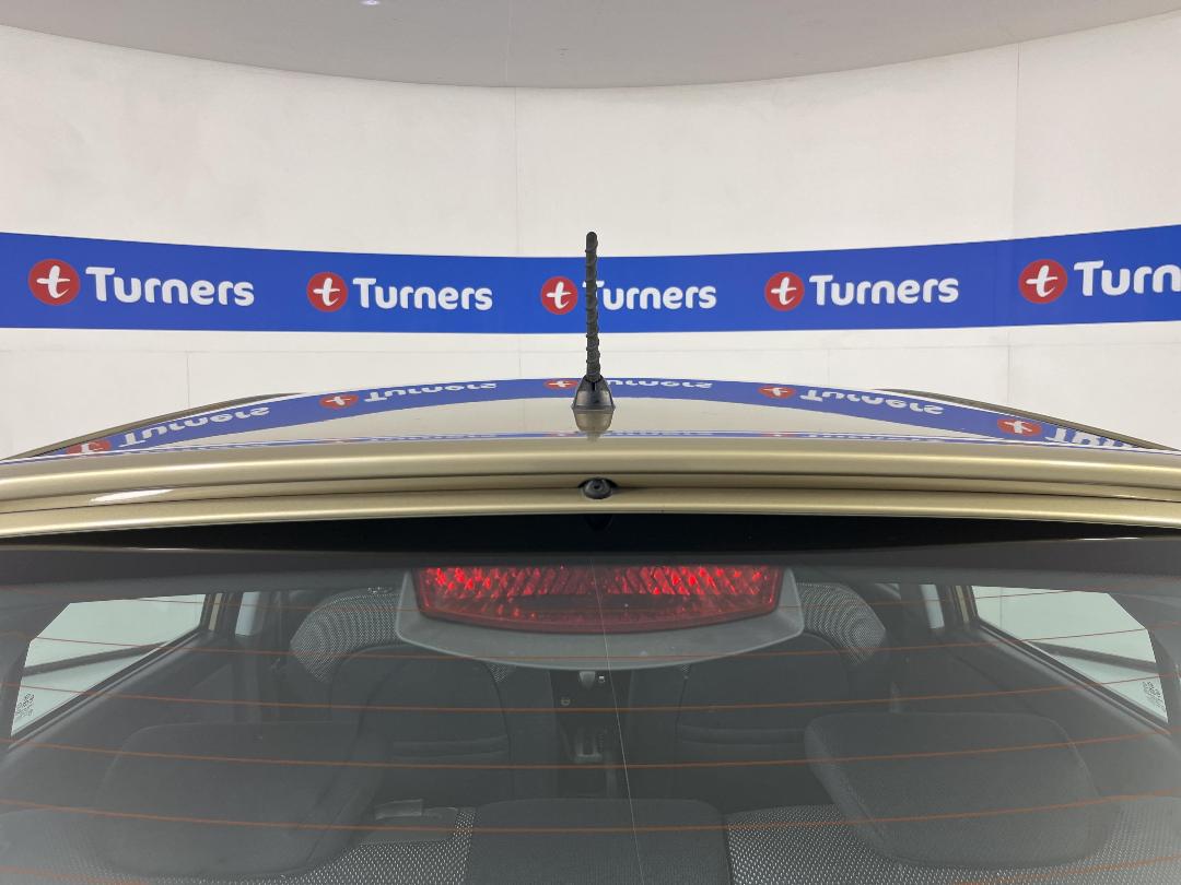 Photo '23' of KIA RIO