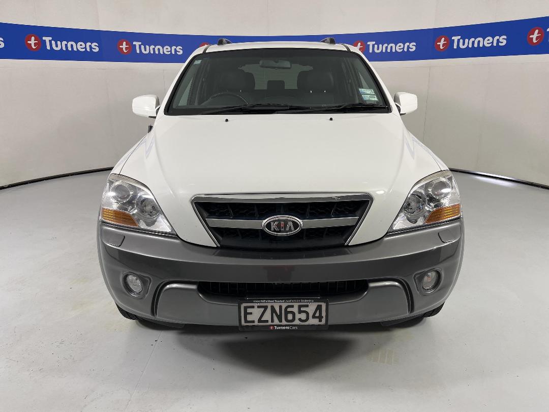 Photo '2' of KIA Sorento