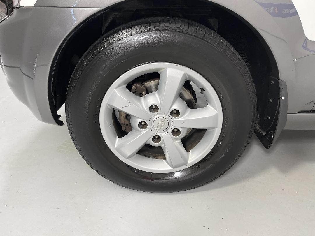 Photo '10' of KIA Sorento