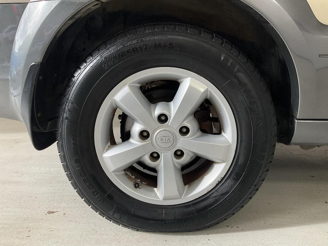 Photo '11' of KIA Sorento