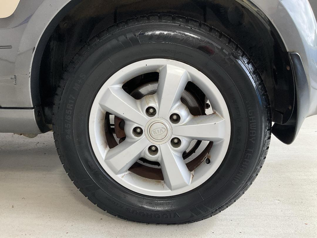 Photo '12' of KIA Sorento