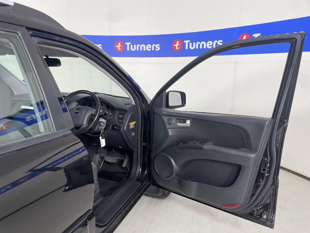 Photo '15' of KIA Sportage Photo '15' of KIA Sportage